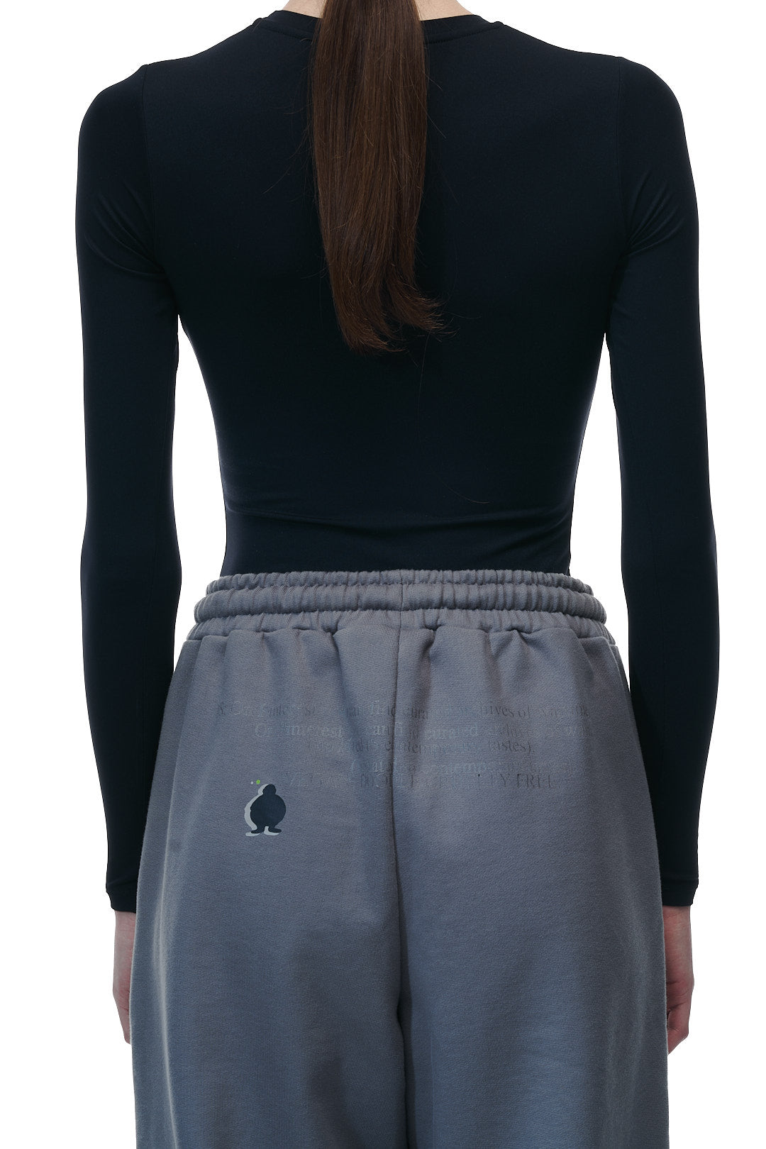 Longsleeve Body "Void" in Ash Black